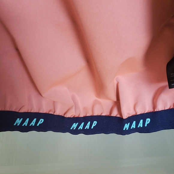 MAAP Navy Cycling Jacket - Picture 5 of 5